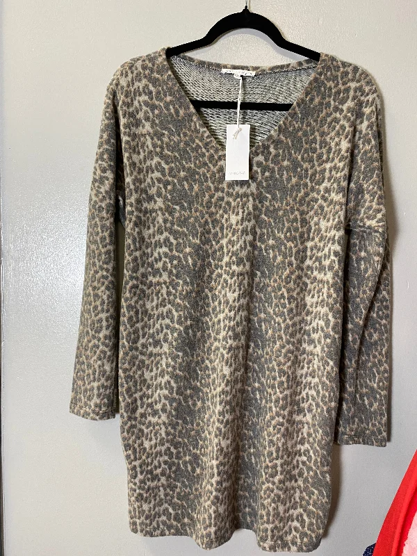 Dress Sweater By Cmc In Animal Print, Size: S