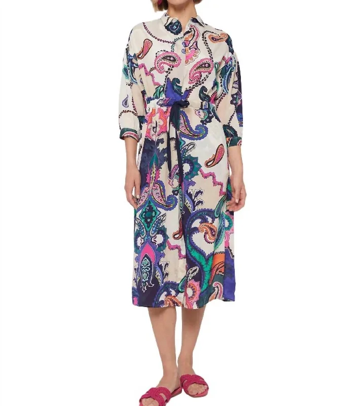 Lipa Maxi Dress In Paisley Print