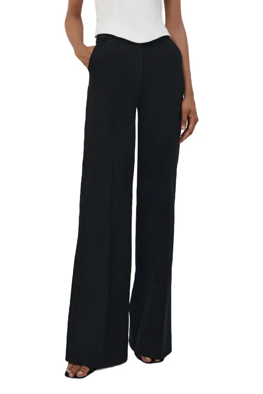 Kassandra Stretch Bootcut Pant In Black