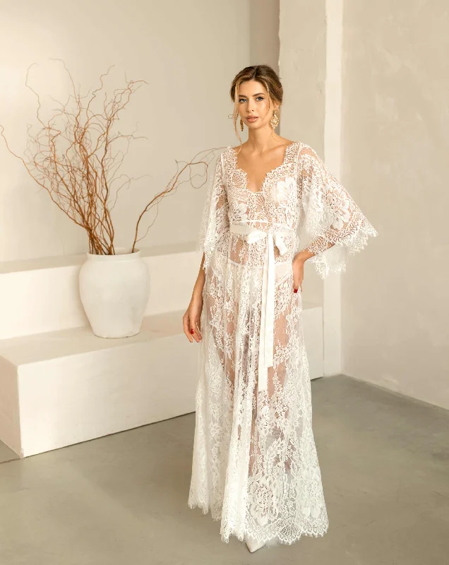 Flora Lace Wedding Nightdress